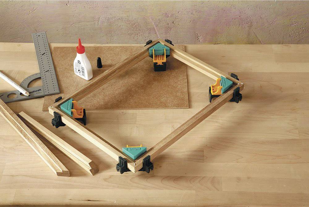 Wolfcraft 3051000 Premium 90-Degree Corner Clamp for Woodworking & Framing
