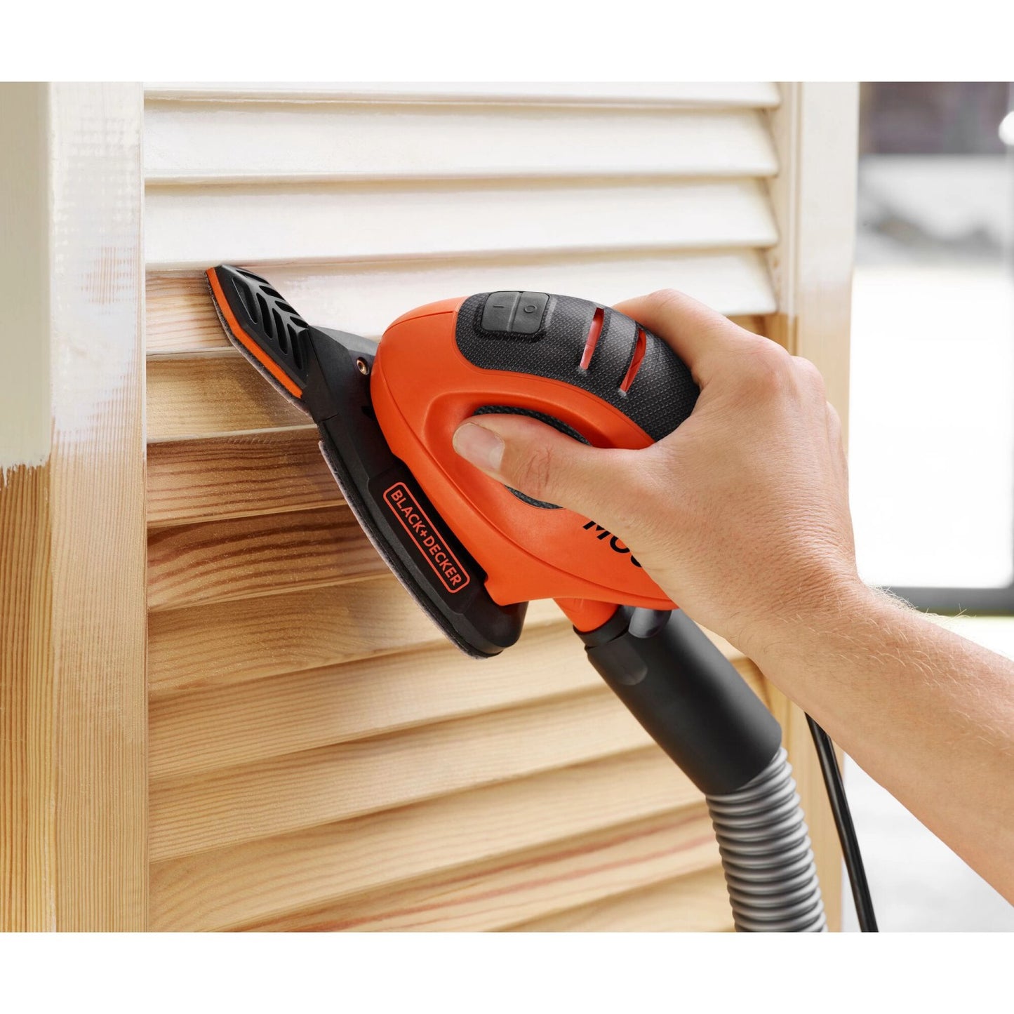Black+Decker Mouse BEW230BCA Compact Detail Sander with 10-Piece Accessory Kit