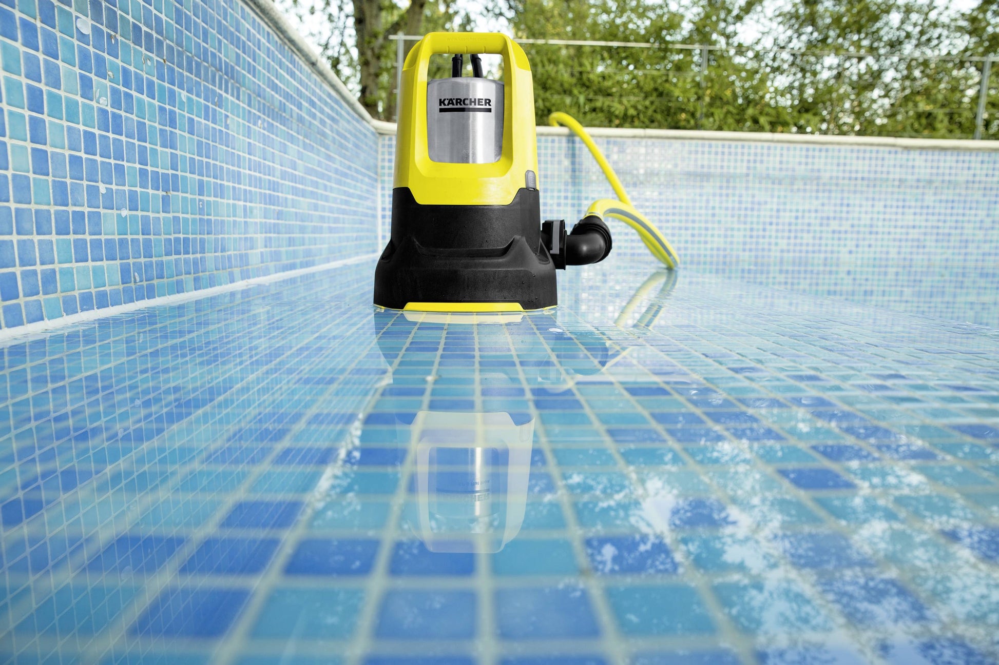 Kärcher SP 17,000 Flat Level Submersible Pump: High-Capacity Water Removal Solution
