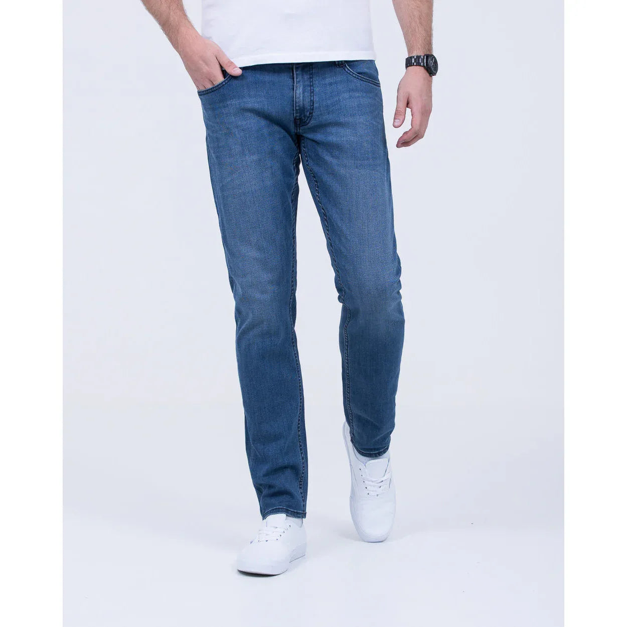 Mustang Oregon Tapered Slim Fit Tall Jeans for Men - Gomix Brands Outlet