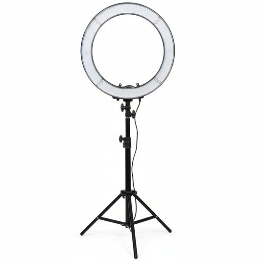 https://cdn.shopify.com/s/files/1/0718/5524/3546/products/joe-ring-light-225831.jpg?v=1693260499