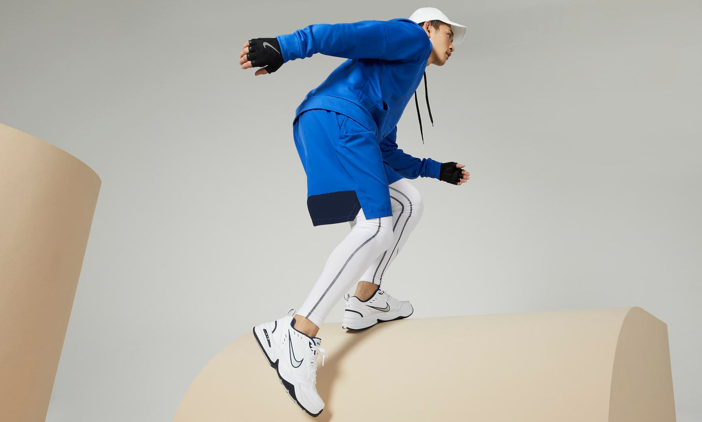 Nike Air Monarch IV Men's Extra-Wide Workout Shoes: Ultimate Comfort & Support