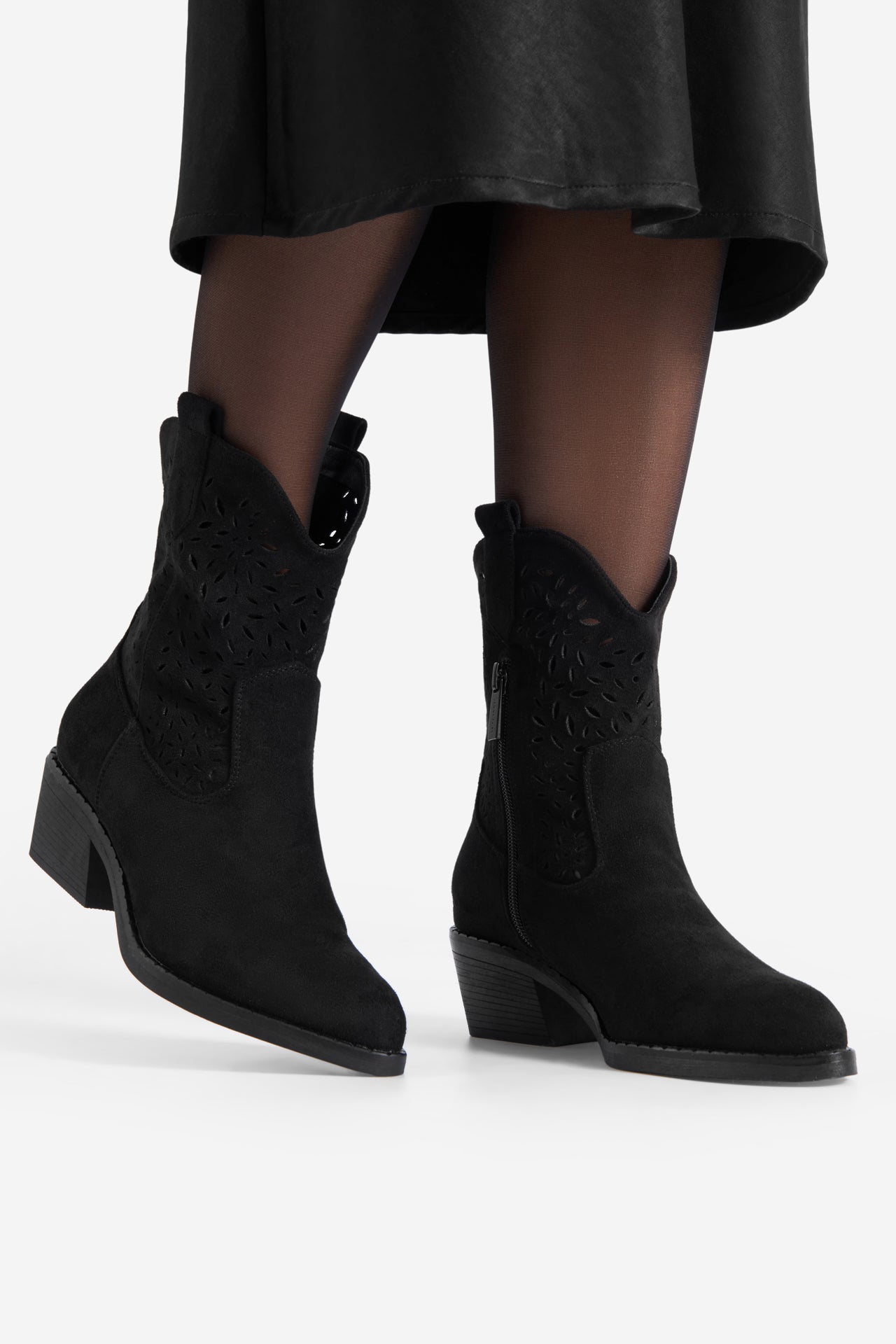 Chic Black Western Ankle Boots with Pointed Toe, Zipper, Block Heel