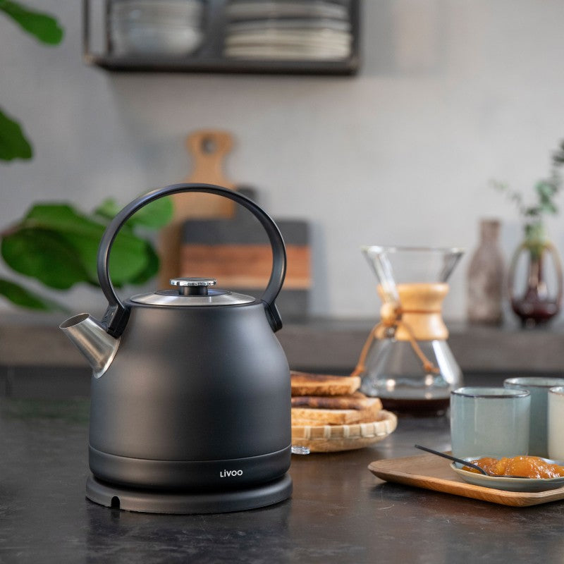 Stylish Retro 1.5-Liter Electric Kettle: Stainless Steel, Auto Shut-Off, Fast Boil