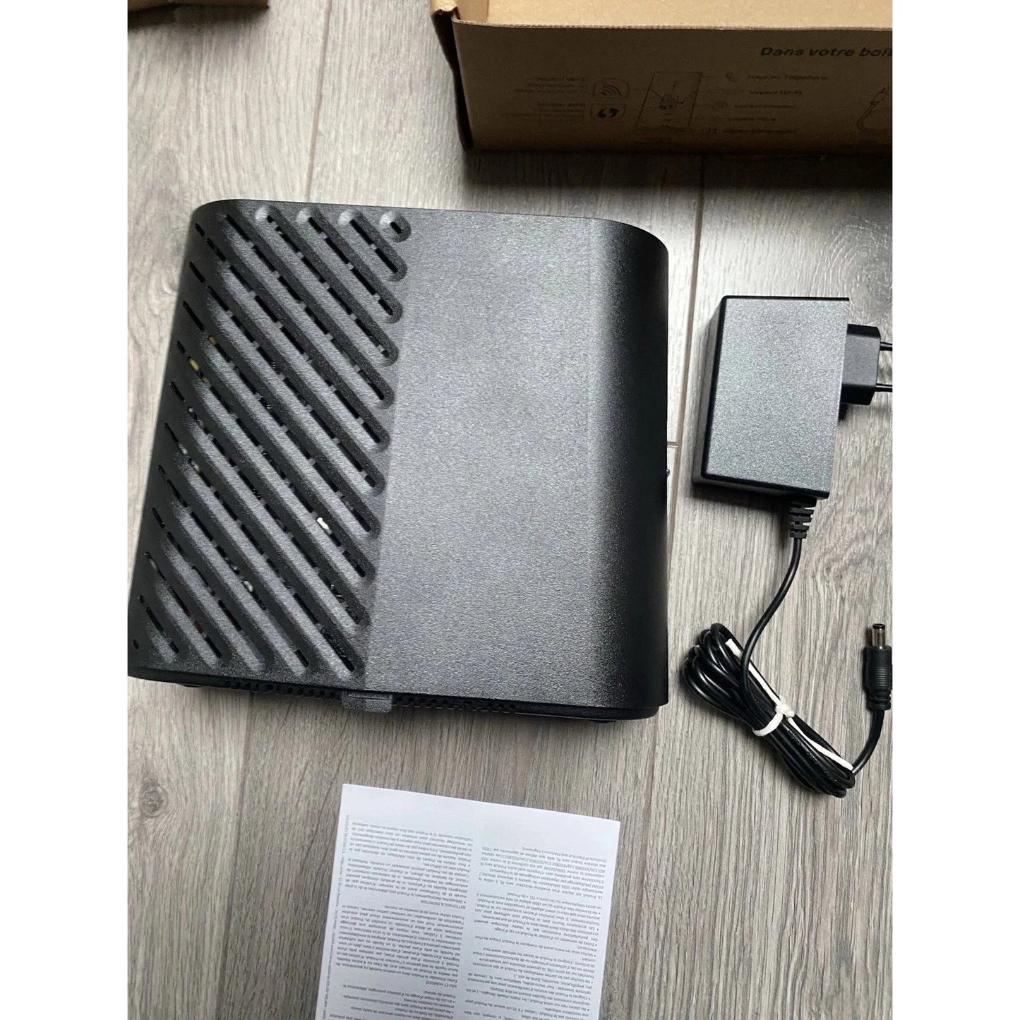 Bouygues Bbox Wi‑Fi 6 Dual‑Band Modem with Built‑In Repeater PRV36AX349B