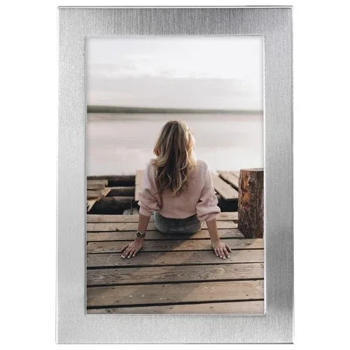 Riva Portrait Photo Frame Silver 15 x 20cm - Gomix Brands Outlet