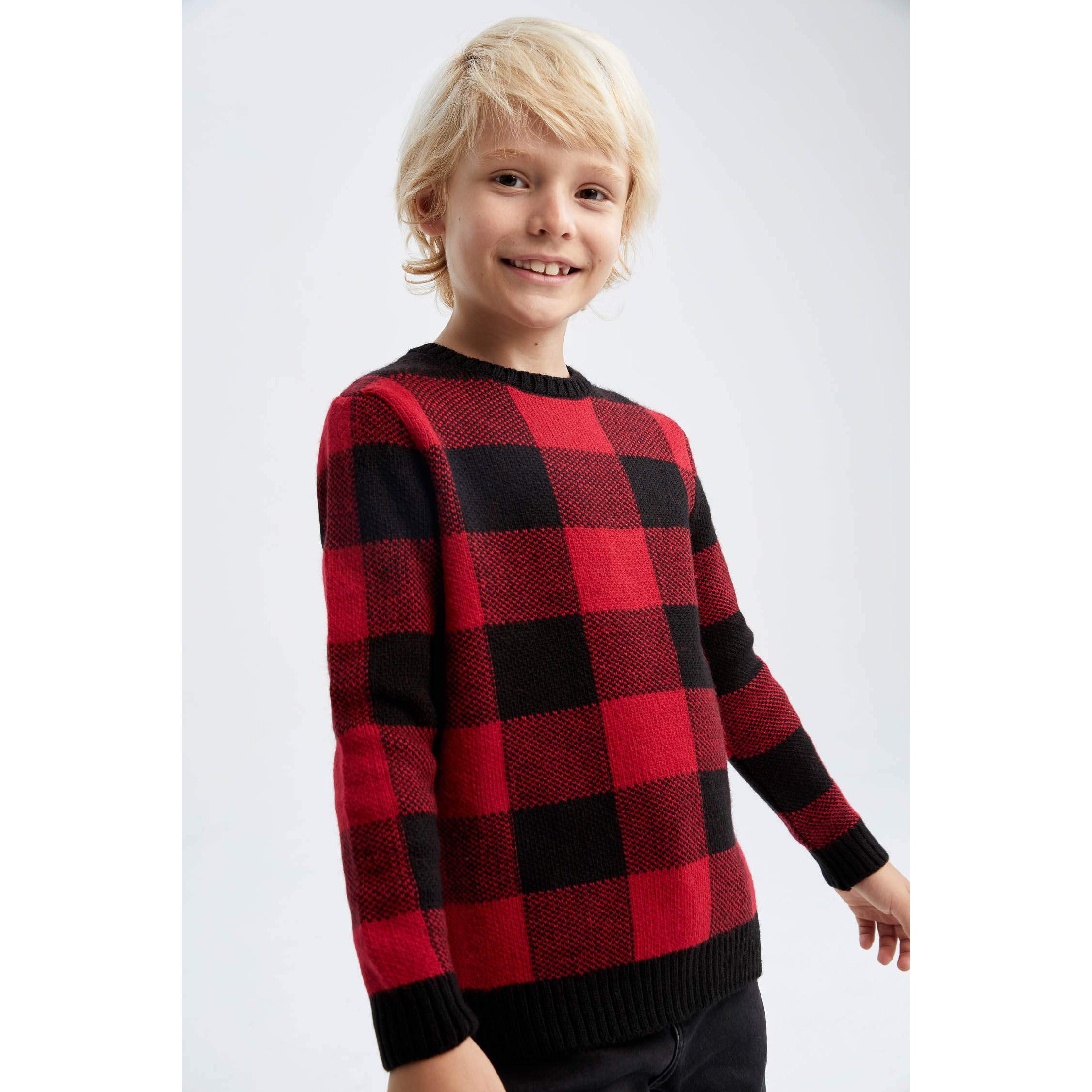 Defacto Boys Regular Fit Crew Neck Knit Pullover Sweater Black