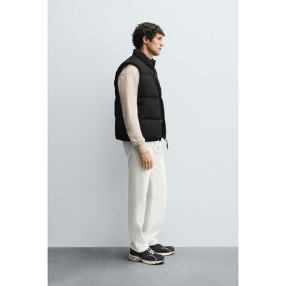 Men's Regular Fit Padded Gilet - Warm High-Neck Sleeveless Vest Jacket