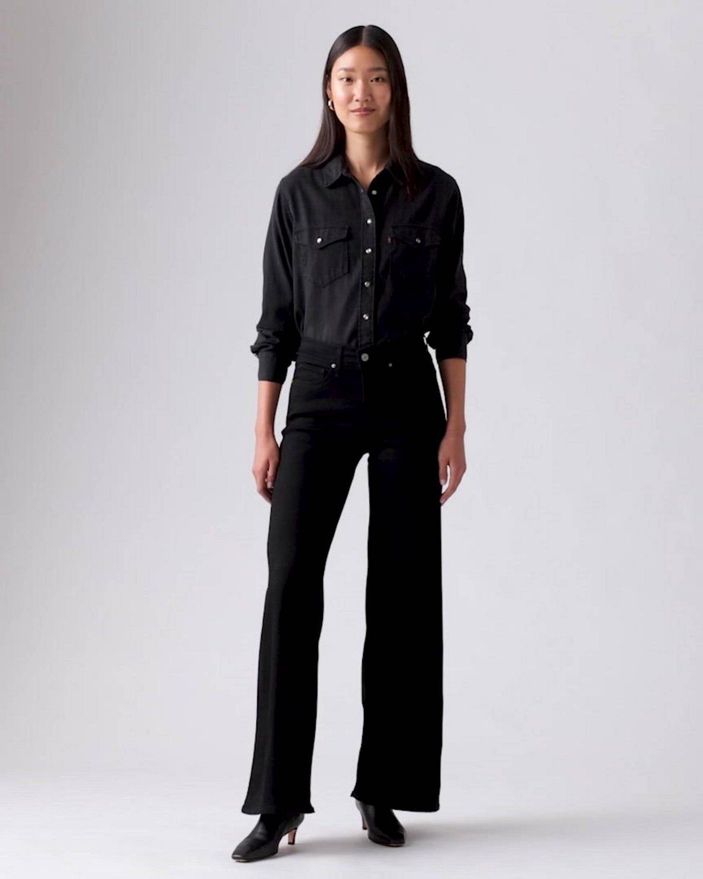 Levi's Women's 318 Shaping Wide Leg Jeans - Comfortable High Stretch Denim