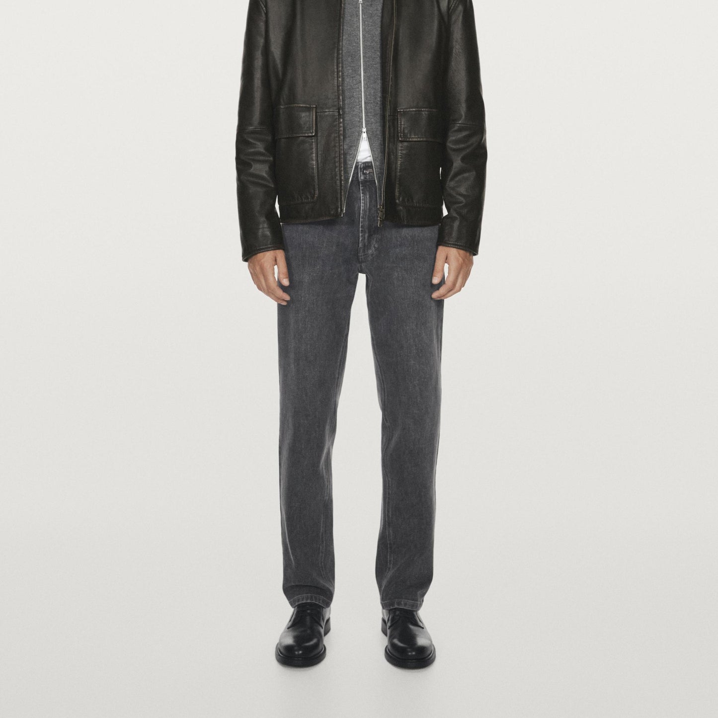 Men's Tapered Fit Jeans: Relaxed Waist, Five-Pocket Design, Premium Denim