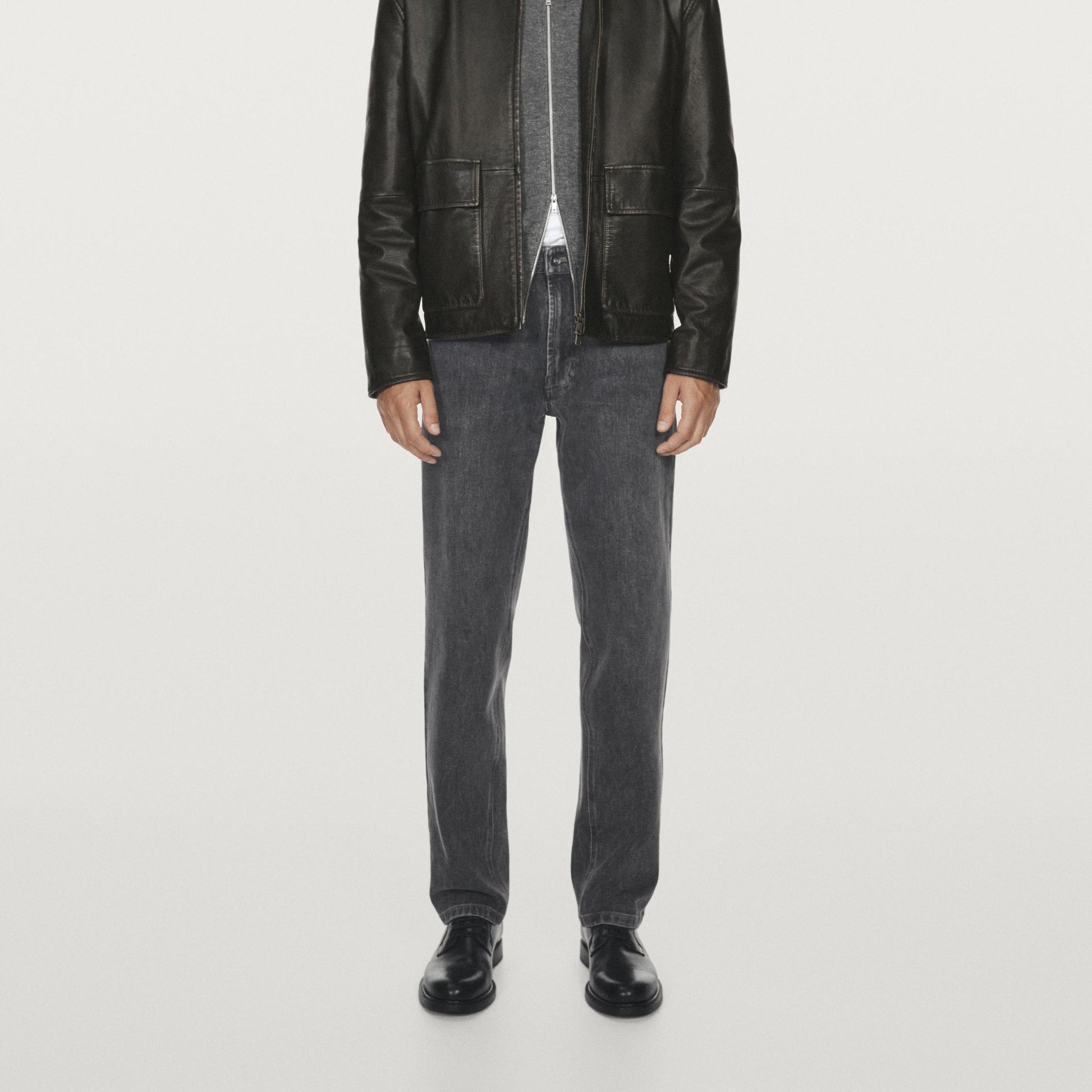 Men's Tapered Fit Jeans: Relaxed Waist, Five-Pocket Design, Premium Denim