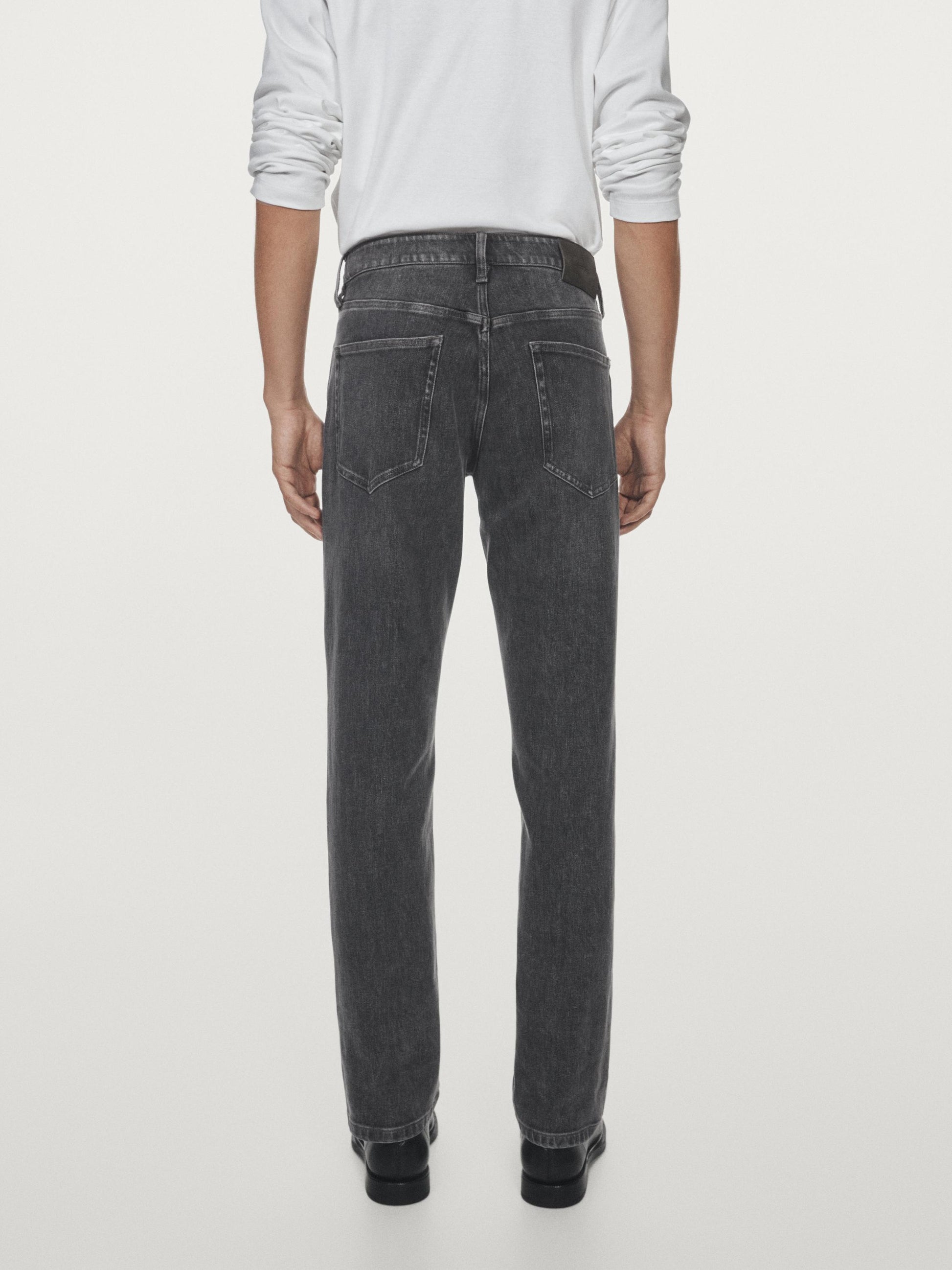 Men's Tapered Fit Jeans: Relaxed Waist, Five-Pocket Design, Premium Denim