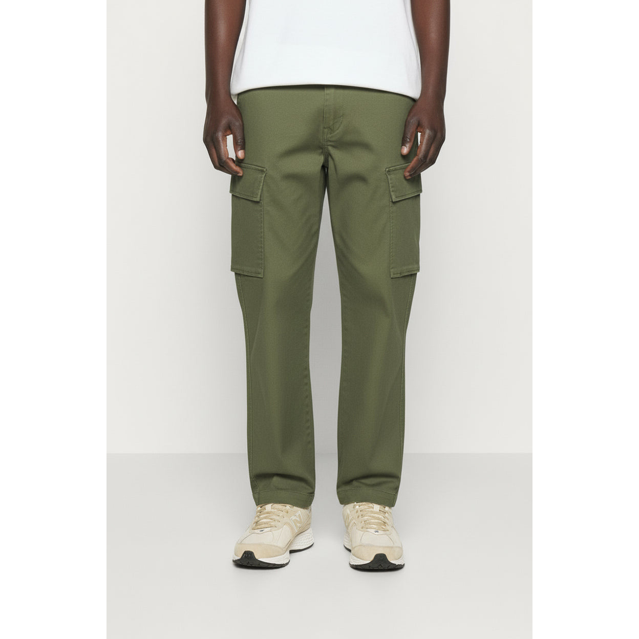Levi's Harvest Gold Cargo Tapered Pants – Breathable Stretch Denim