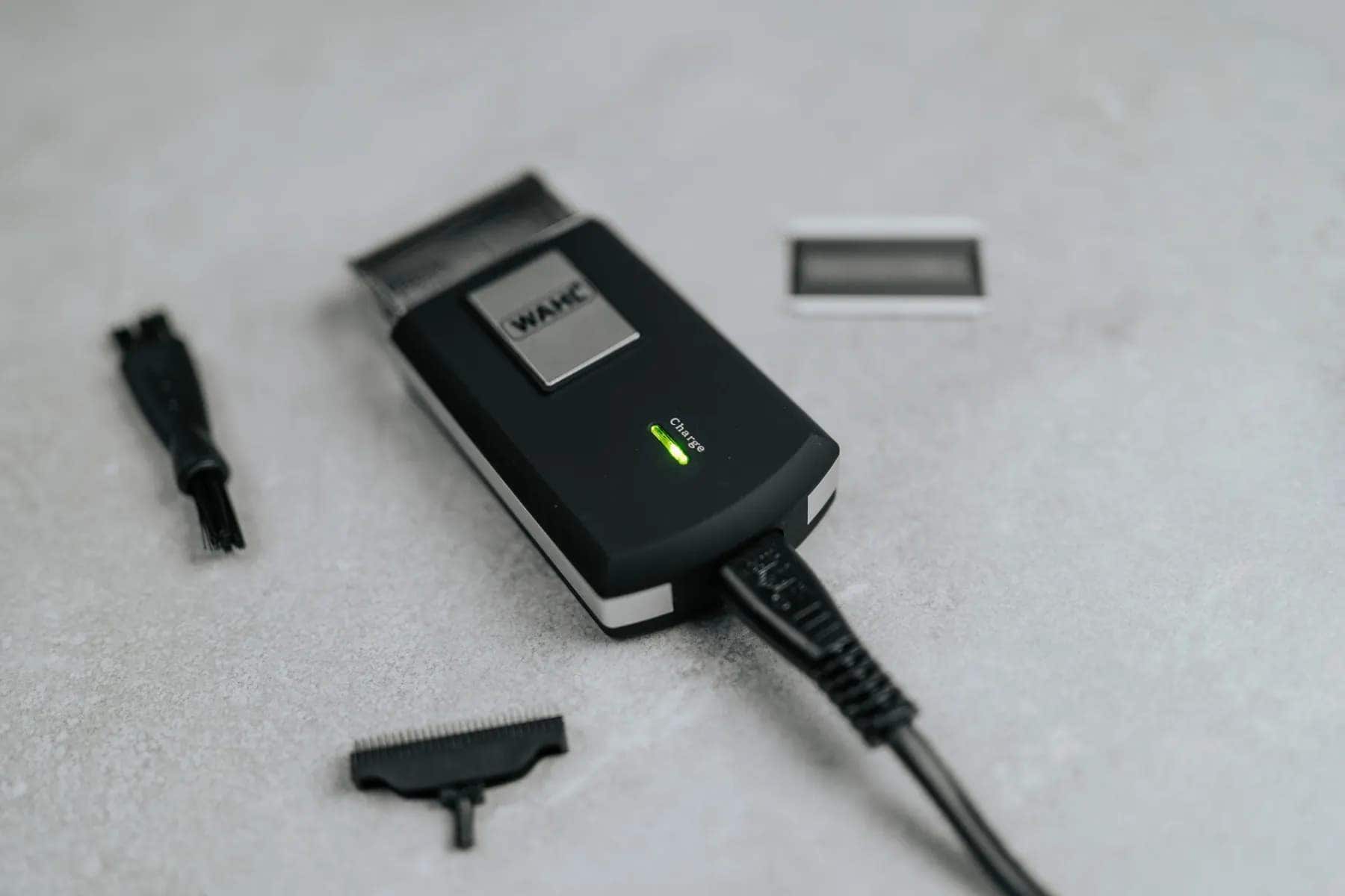 Wahl Compact Rechargeable Travel Shaver: Portable Smooth Shave & Grooming Kit