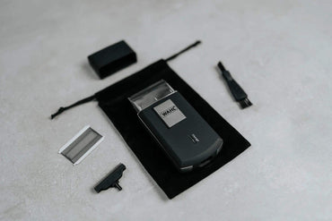 Wahl Compact Rechargeable Travel Shaver: Portable Smooth Shave & Grooming Kit