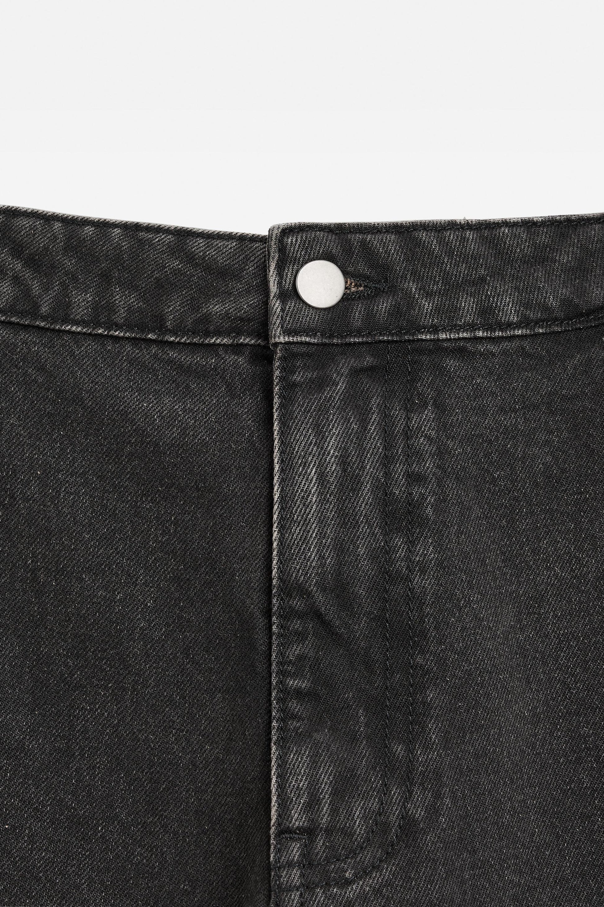 Men's Relaxed Fit Distressed Black Denim Jeans with Adjustable Hem
