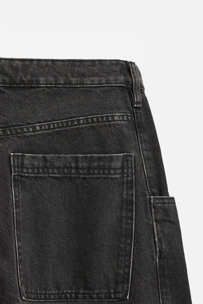 Men's Relaxed Fit Distressed Black Denim Jeans with Adjustable Hem