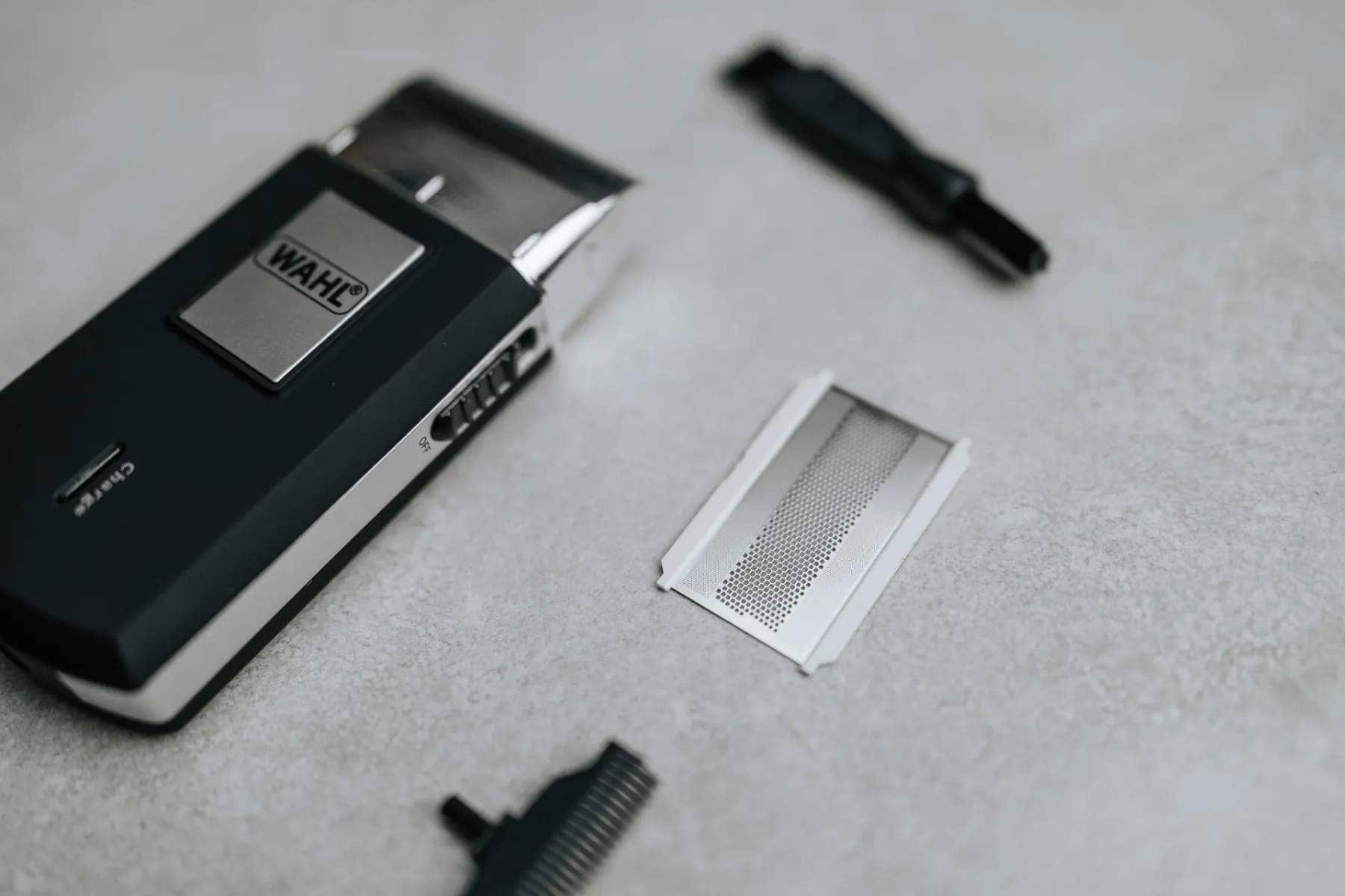 Wahl Compact Rechargeable Travel Shaver: Portable Smooth Shave & Grooming Kit
