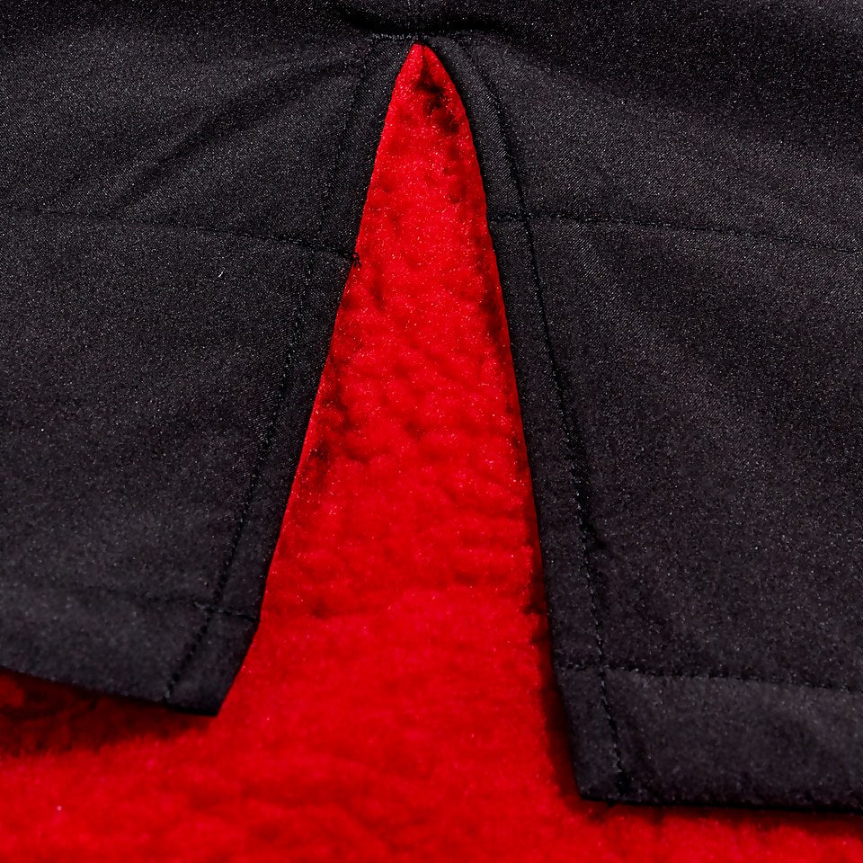 Speedo Adult Long Sleeve Changing Poncho: Warm, Waterproof, Windproof, Quick-Dry Fleece