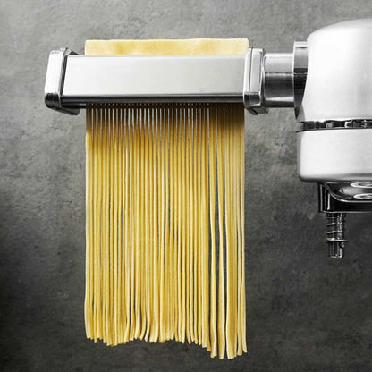 https://www.culinaris.de/media/1c/6c/15/1716537766/17545_-_Pasta_Set_3_tlg._fuer_Design_Kuechenmaschine_40977-6.jpg?ts=1716537766