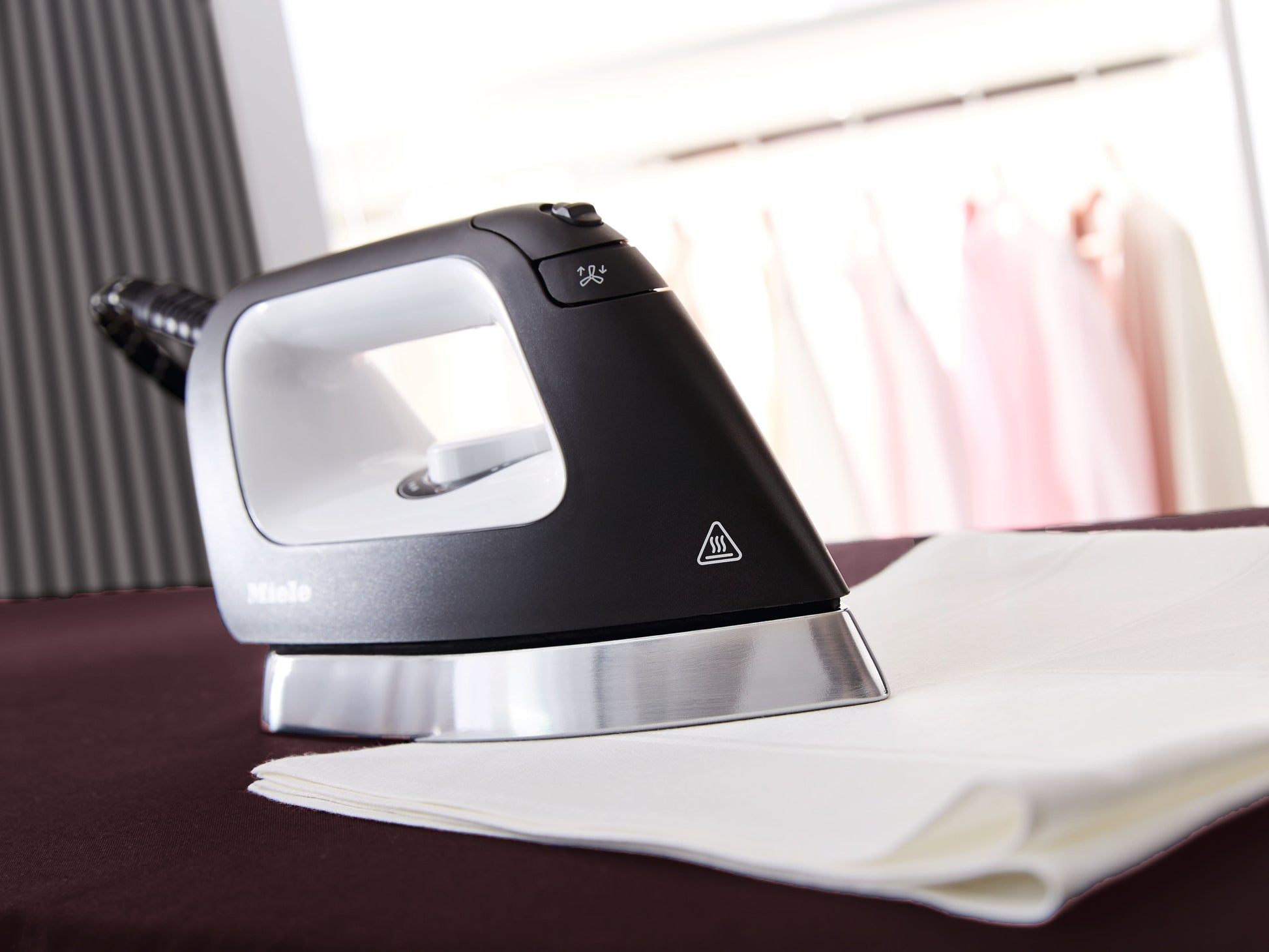 Miele B 4847 FashionMaster Advanced Steam Ironing System with Steamer