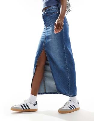 DTT Women's Mid Blue Denim Midi Skirt with Stylish Front Split Design