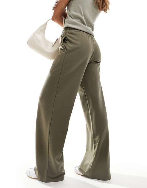 Stradivarius Women's Khaki Wide Leg Jogger Pants - Comfortable, Stylish, Casual