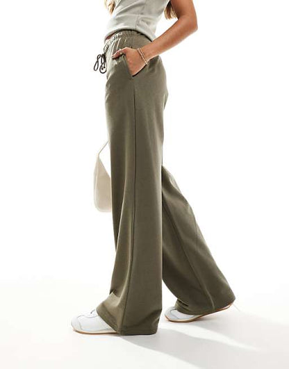 Stradivarius Women's Khaki Wide Leg Jogger Pants - Comfortable, Stylish, Casual