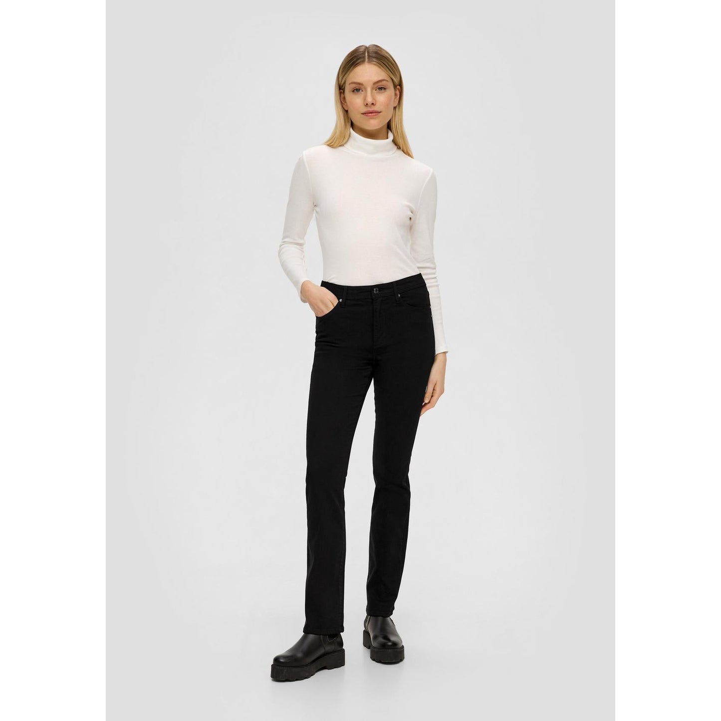 s.Oliver Women's Beverly Slim Fit High-Rise Bootcut Black Jeans