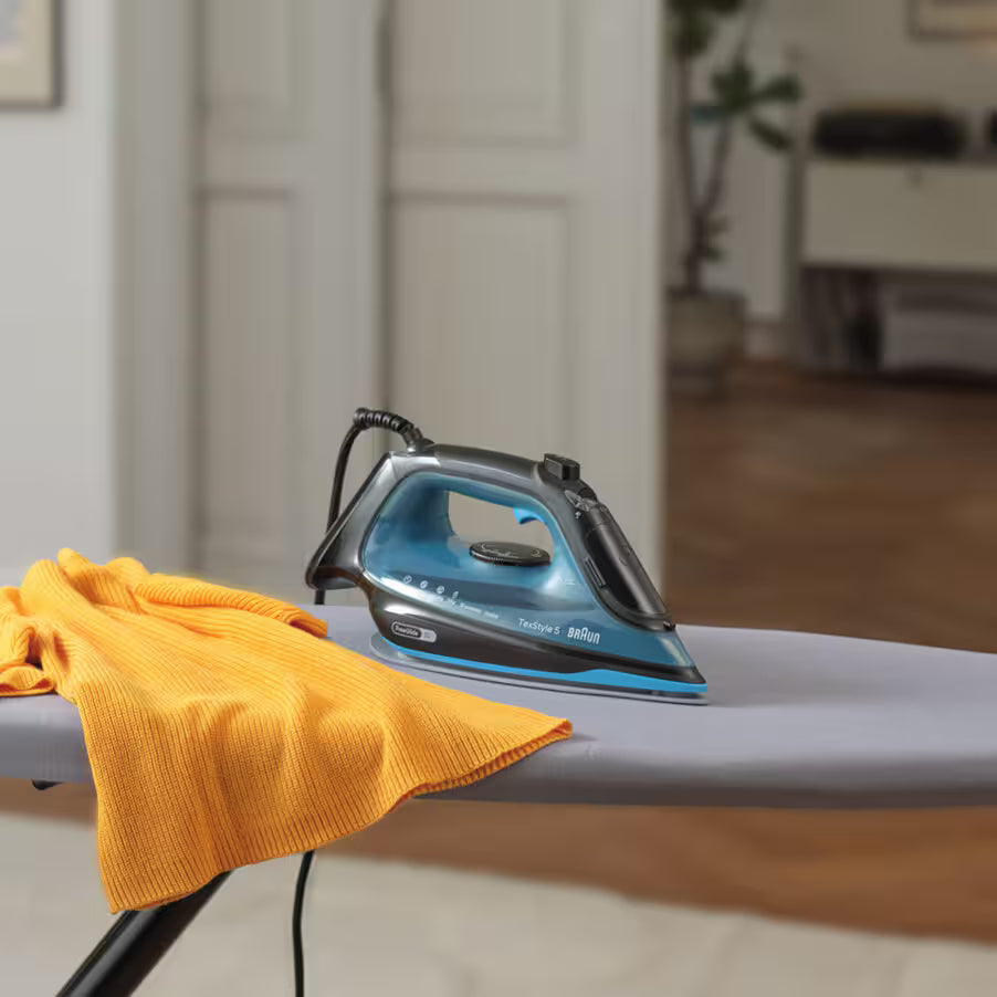 Braun TexStyle 5 Steam Iron  SuperCeramic
