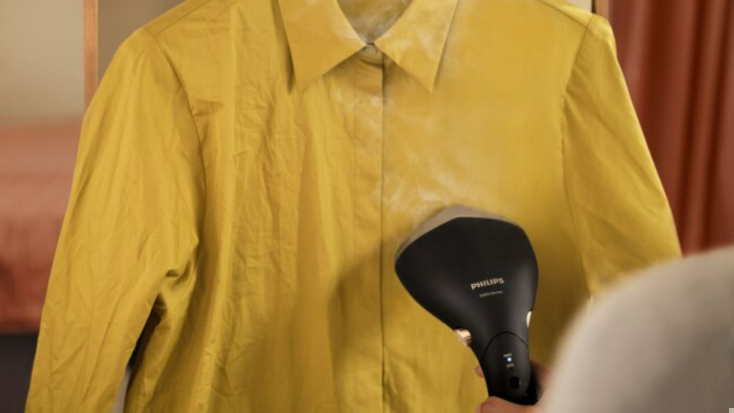 Philips 7000 Series Handheld Garment Steamer Black STH7060/80