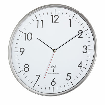 TFA Dostmann Self‑Adjusting Radio‑Controlled Wall Clock – Automatic Time Sync