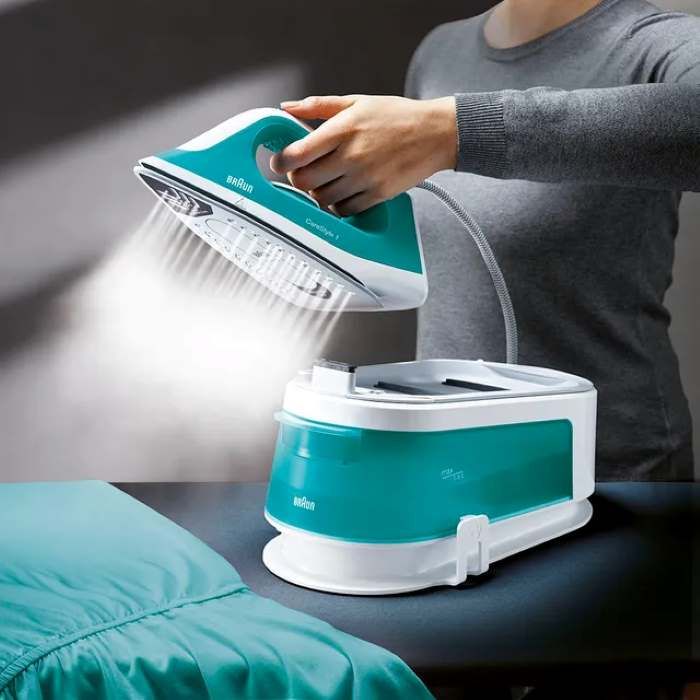 Braun CareStyle 1 Steam Generator Iron