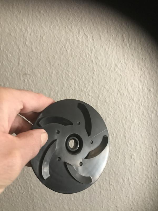 Kärcher EDI 4 Cordless Electric Ice Scraper for Quick, Effortless Windshield Defrosting