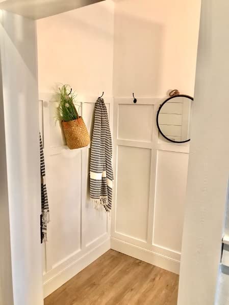 Universal White Mounting Adhesive for Polystyrene and Decorative Trim 511g