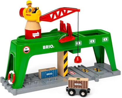 BRIO World Green Container Crane with Magnetic Hook