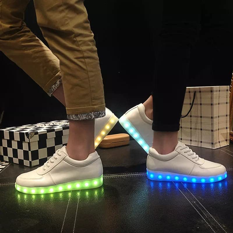 LED Light-Up Casual Shoes for Men – Vibrant Colors, USB Rechargeable