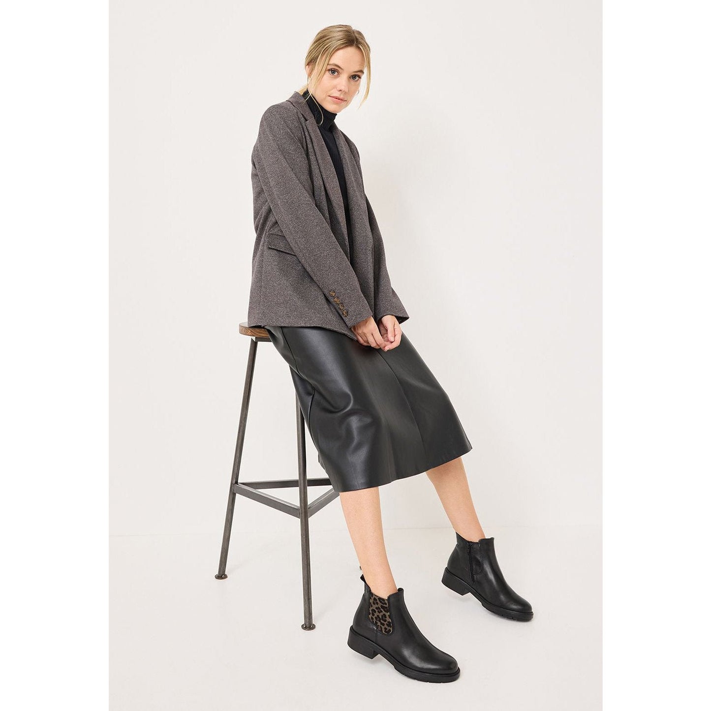 Tamaris Women's Chelsea Ankle Boots with Leopard Print Elastic Inserts