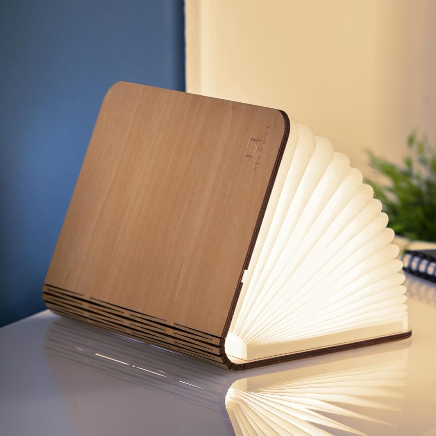 Gingko Smart Book Light – Large Foldable LED Lamp with Maple Wood Finish