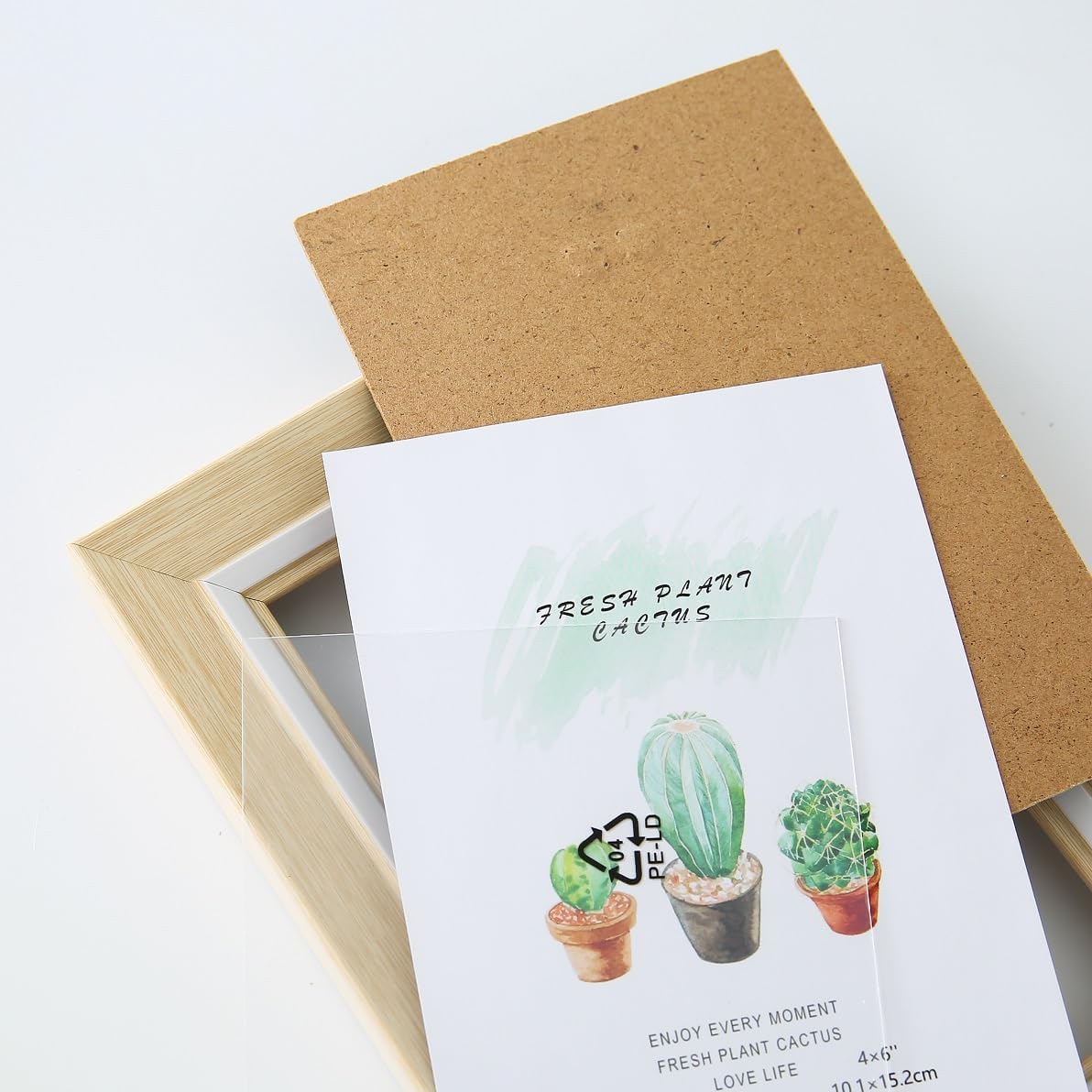 Ekhasa Hand‑Painted Wooden Photo Frame – Tabletop & Wall Décor, 11.6×16.7 cm