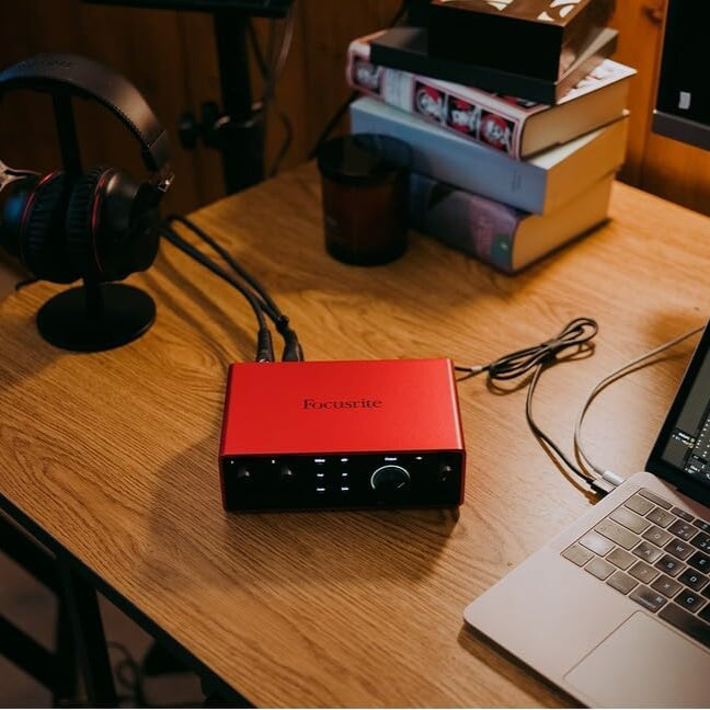 Focusrite Scarlett 4i4 4th Gen USB Audio Interface with Air