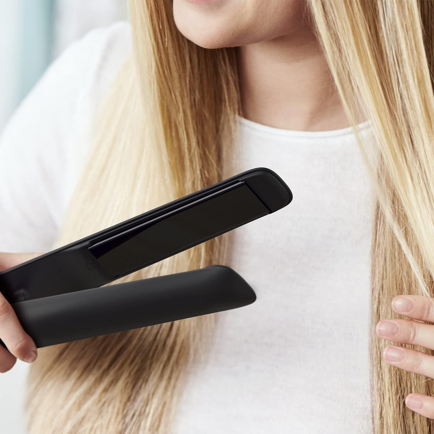Philips HPS930 Titanium Hair Straightener