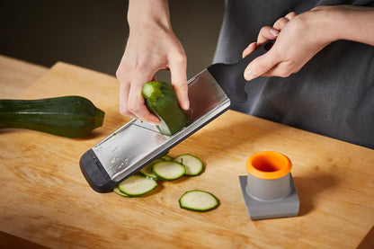 Fiskars 6424002000921 Vegetable Slicer Black