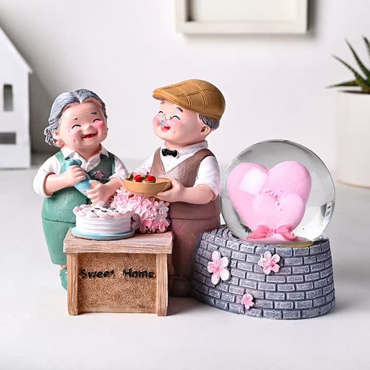 Floweraura LED Snowglobe Old Couple Figurine – Romantic Home Décor