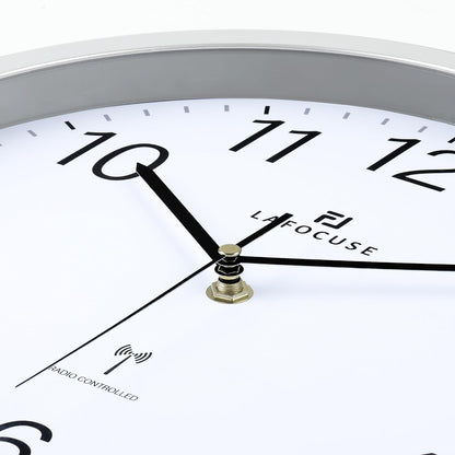 Lafocuse 30 cm Radio-Controlled Wall Clock Silent No Ticking Silver