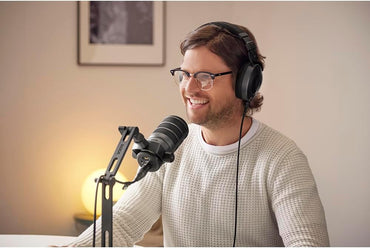 RØDE PodMic USB Dynamic Microphone for Podcasting, Streaming, Gaming