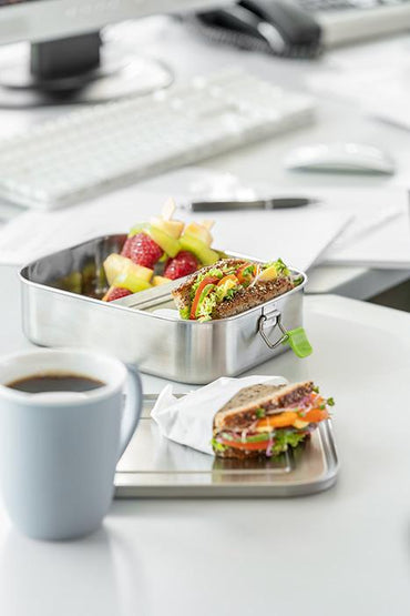 Stainless Steel LUNCHBUDDY 1.1L Lunch Box with Secure Clips
