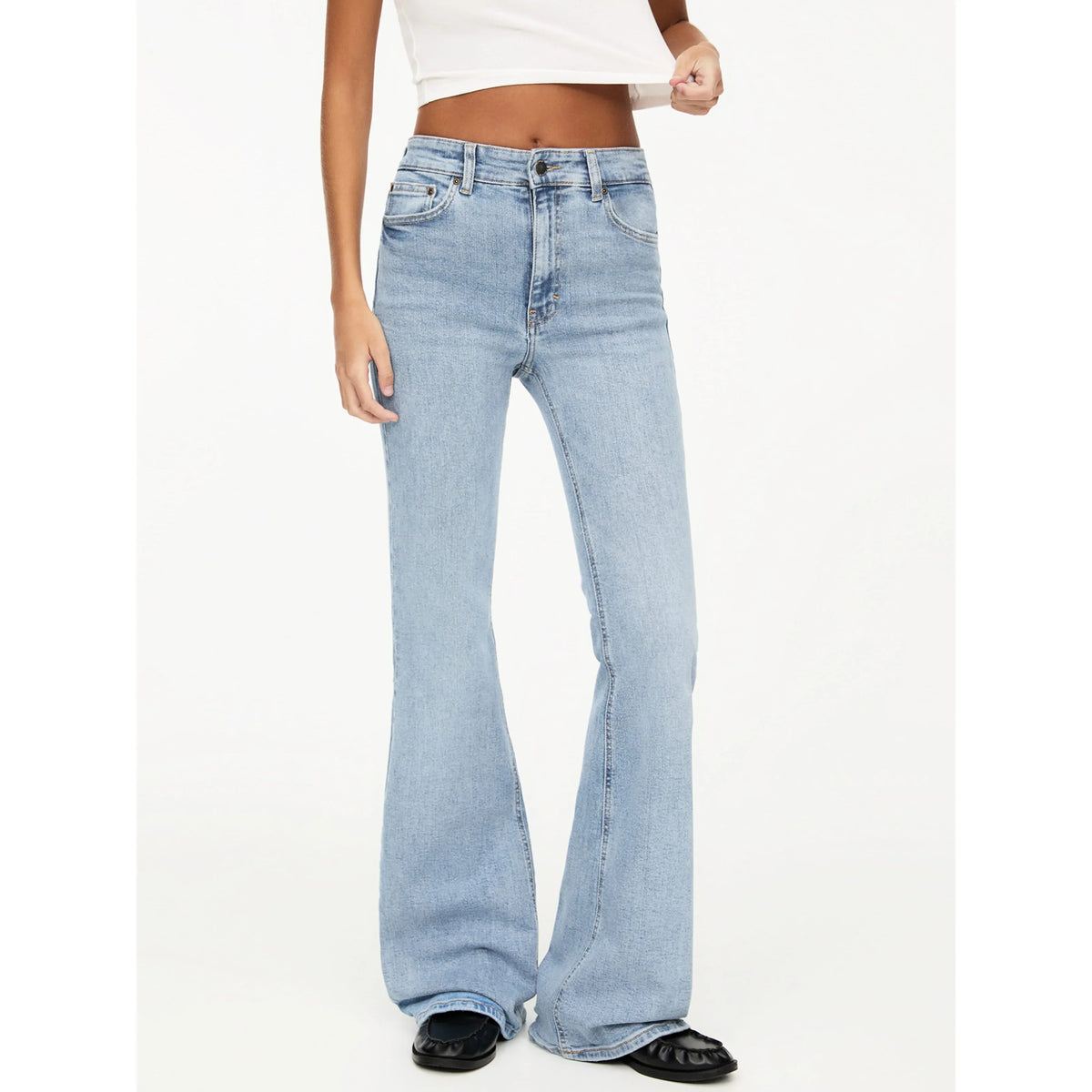 Pull&Bear Women's High-Waist Flared Blue Denim Jeans with Comfortable Fit - Gomix Brands Outlet