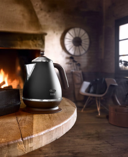 DeLonghi Icona Vintage Kettle KBOV2001.BK Black