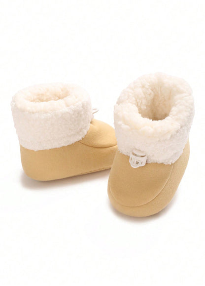 SHEIN Sand-Colored Baby Booties with Soft Fur Lining for Infants
